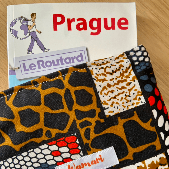 Pochette de livre/liseuse - Motifs marron/rouge