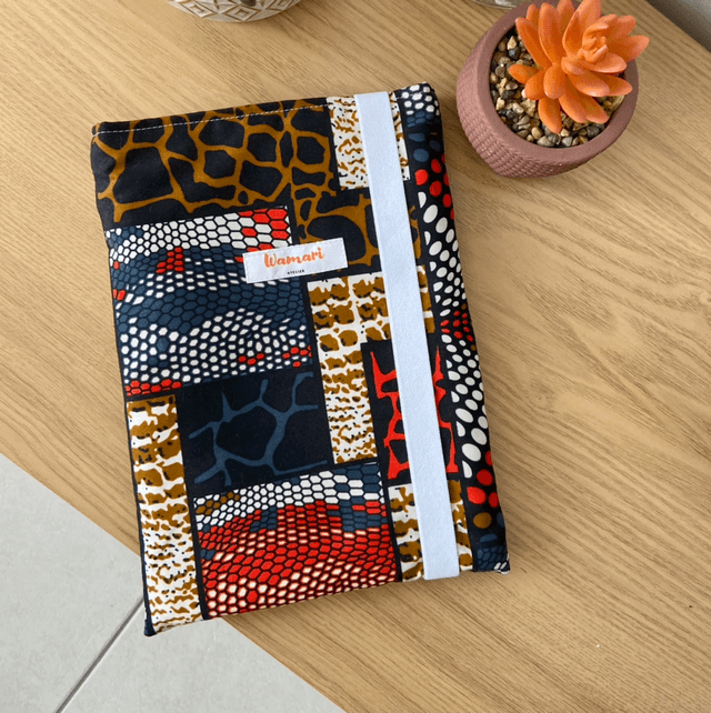 Pochette de livre/liseuse - Motifs marron/rouge